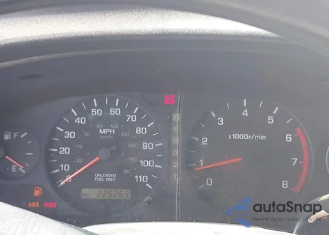 2000 Nissan Frontier Xe из США, поврежденный, VIN 1N6DD26S9YC375497